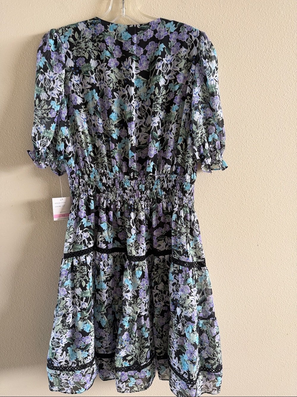 NWT Taylor Floral Smocked Waist Dress Size 10 | Fully Lined Faux Wrap Puff Sleev - Picture 6 of 8
